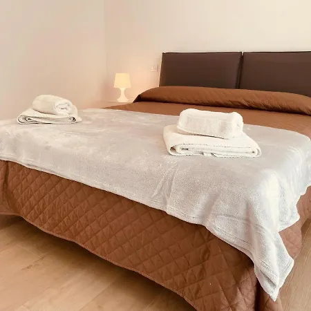 Ground Floor Flat With Pool - 2 Family * Lido di Jesolo